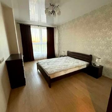 Володимира Великого вул. (Артема), 10в