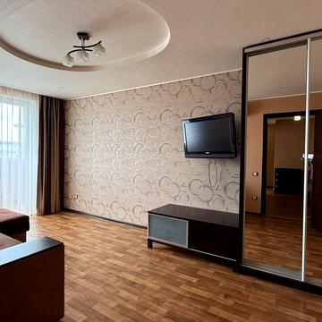 Тракторобудівників просп., 108