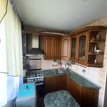 Велика Кільцева вул., 16