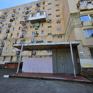 Академіка Корольова вул., 78