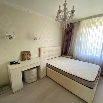 Леся Курбаса просп., 3-В