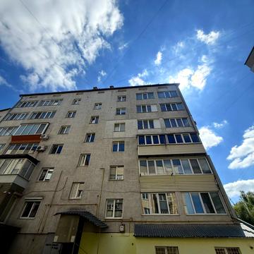Степана Бандери вул., 49/2
