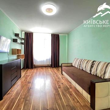 Воскресенська вул., 12-А