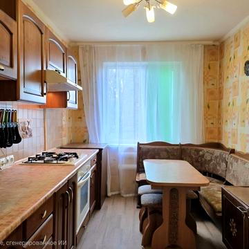 Домнобудівників пл., 6