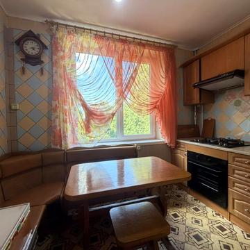 Ювілейний просп. (), 42