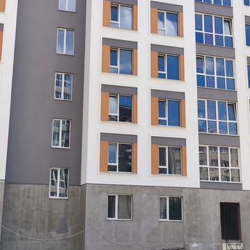 І. Богуна вул., 27