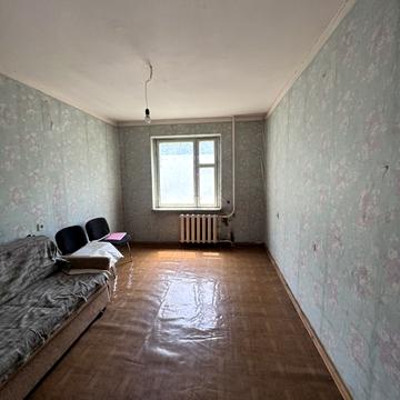 Дніпровські Пороги вул., 19