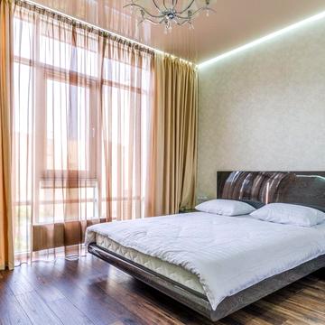 Саперне Поле вул., 3