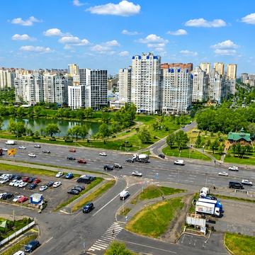 Миколи Бажана просп., 24/1