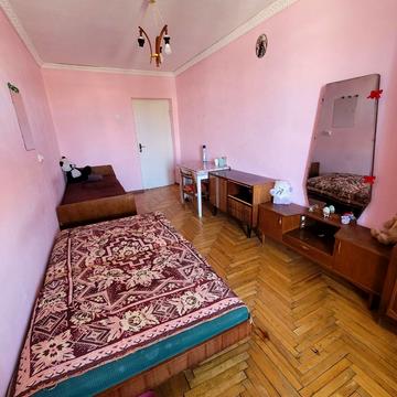 Залізнична вул., 21а
