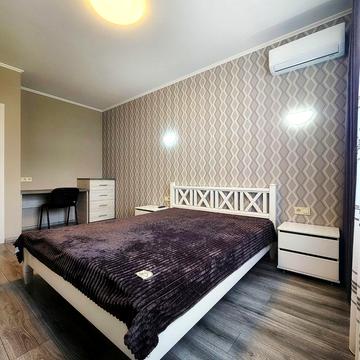 Ревуцького вул., 40-В
