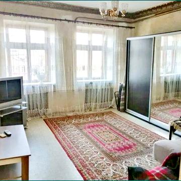 Прохоровська вул., 14