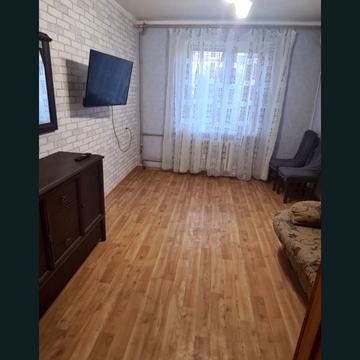 Набережна Перемоги вул., 60