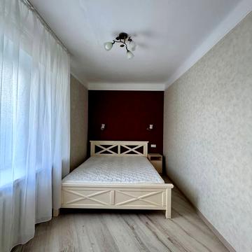 Філософська вул., 27