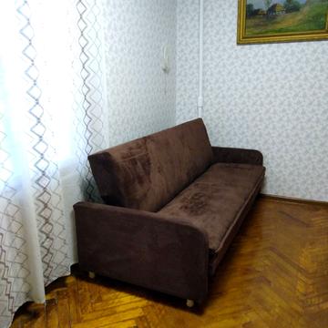 Івана Їжакевича вул., 9