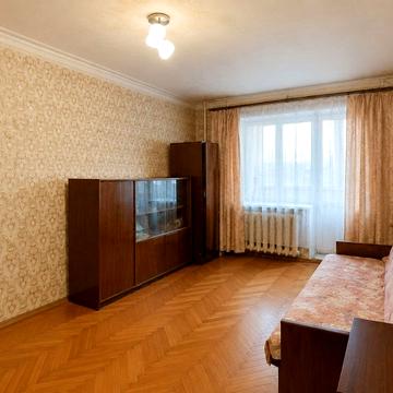 Северина Потоцького пров. (Сімнадцятого Партзїзду), 14