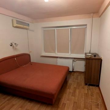 Дарницький бульв., 9