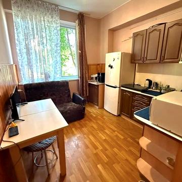 Минайська вул., 15