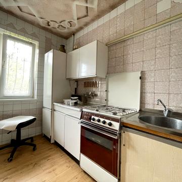 Оболонський просп., 36