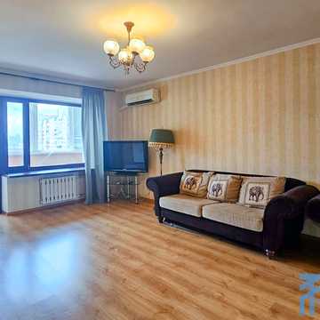 Миколи Бажана просп., 30