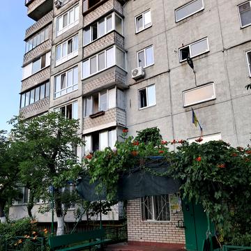 Новомостицька вул., 8