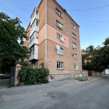 Віктора Чміленка вул. (Дзержинського), 27