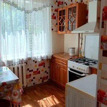 Академіка Філатова вул., 32