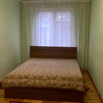 Олексія Вадатурського вул. (Маршала Малиновського), 11