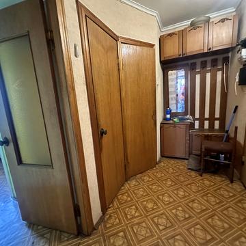 Героїв Космосу вул., 1-В