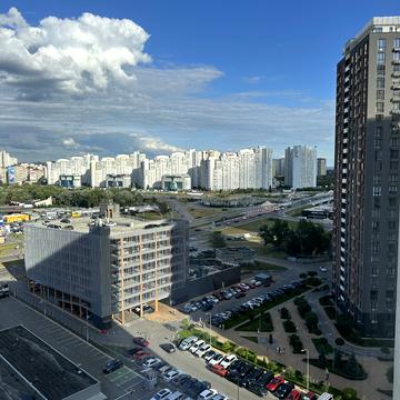 Дніпровська набережна вул., 16-Д