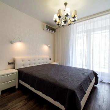 Джона Маккейна вул. (Івана Кудрі), 7