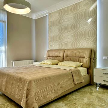 Джона Маккейна вул. (Івана Кудрі), 7