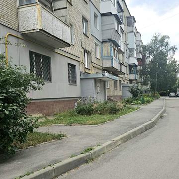 Старопрудна вул., 8