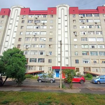 Лебединська вул., 5