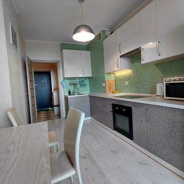 Юрія Кондратюка вул., 7
