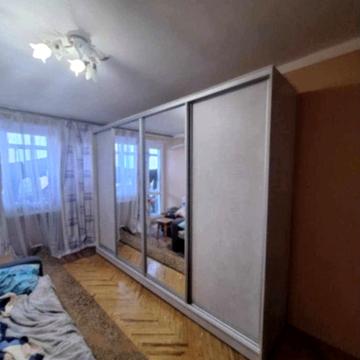 Бориса Грінченка вул., 6