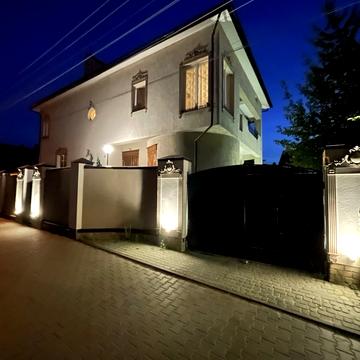 Дрогобицька вул., 10