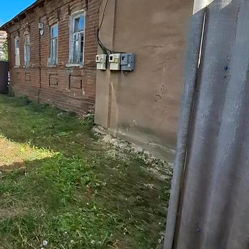 Селянська вул., 19