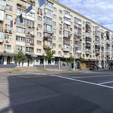 Велика Васильківська вул. (Червоноармійська), 131