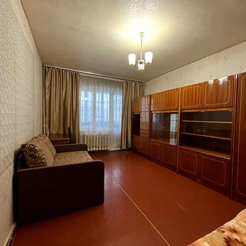 Йорданська вул. (Лайоша Гавро), 9
