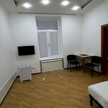 Княжа вул., 3