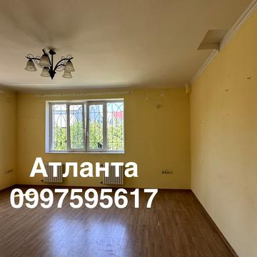 Відважних вул., 34