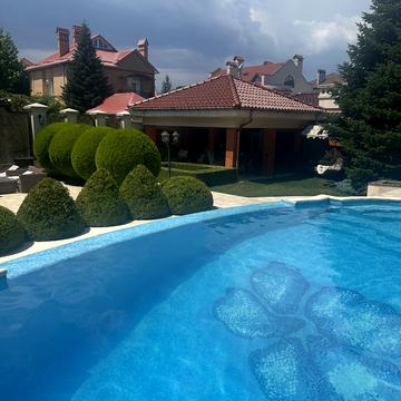 Купріна вул., 16/1