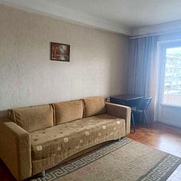 Амвросія Бучми бульв., 3