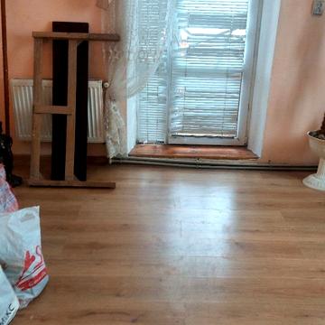 майдан Ринок пл., 6