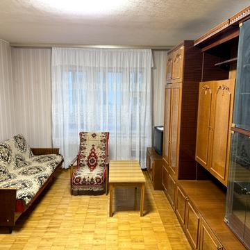 Академіка Єфремова вул. (Командарма Уборевича), 25