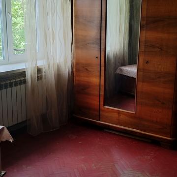 Стадіонний проїзд, 12