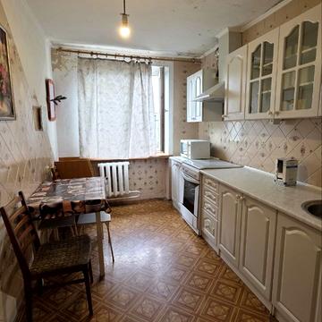 Небесної Сотні просп. (Маршала Жукова), 14-В