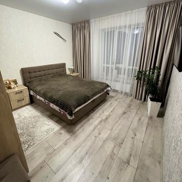 Чубинського вул., 8-В