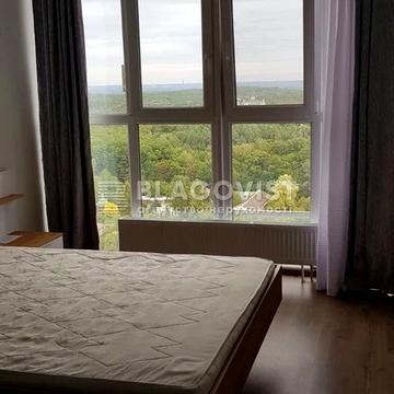 Академіка Заболотного вул., 15-Г